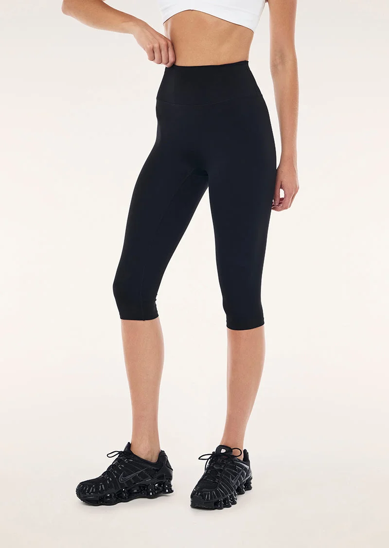 SIGNATURE CAPRI LEGGING IN BLACK - 1