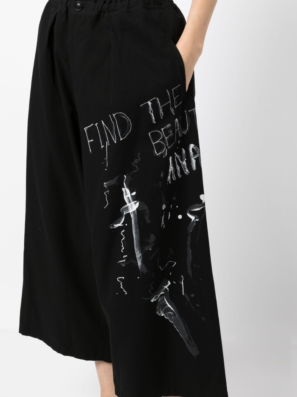 slogan-print cropped trousers - 5