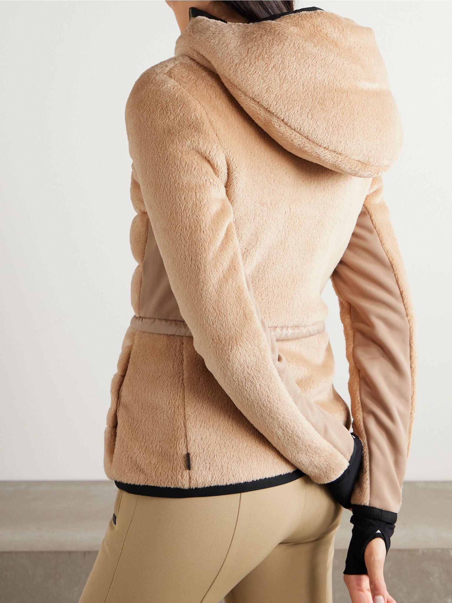 Fleece quilted hooded jacket Beige - 4