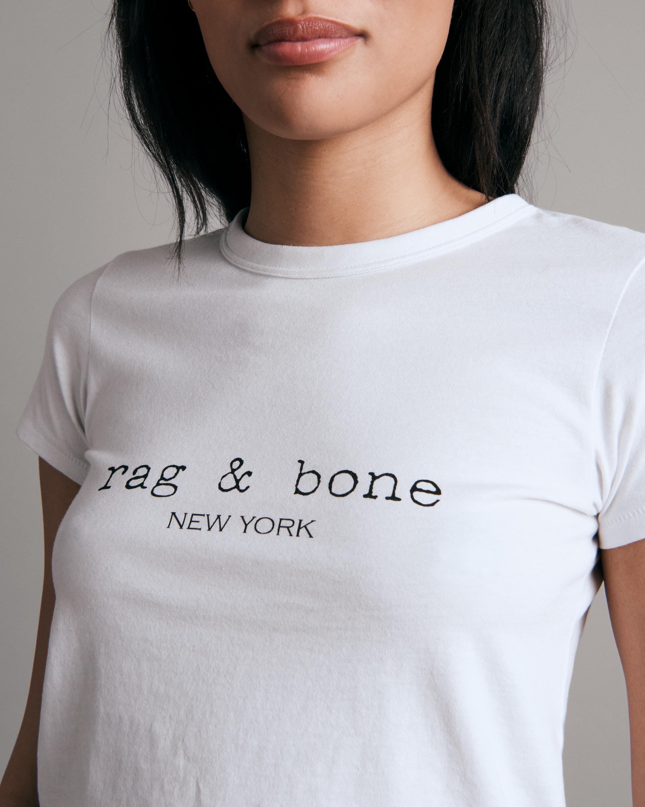 rb Logo Cropped Baby Tee
Cotton T-Shirt - 6