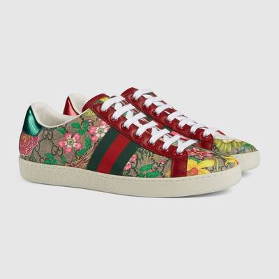 GUCCI Women's Ace GG Flora sneaker outlook