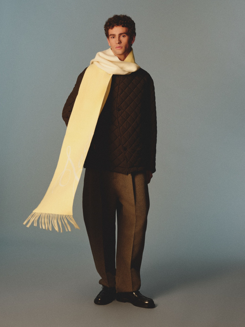 JACQUEMUS The Atelier scarf outlook