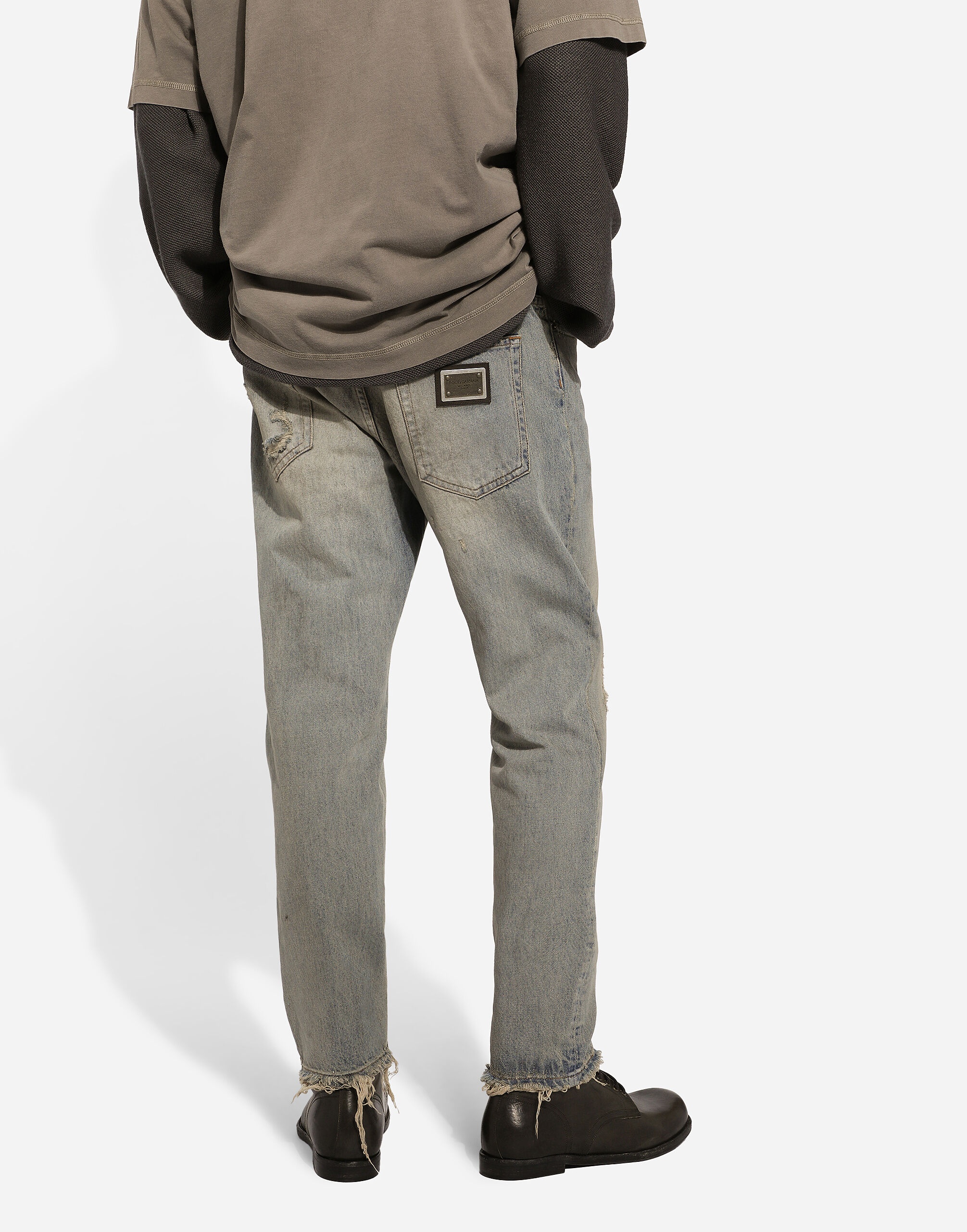 Loose denim jeans with abrasions - 4