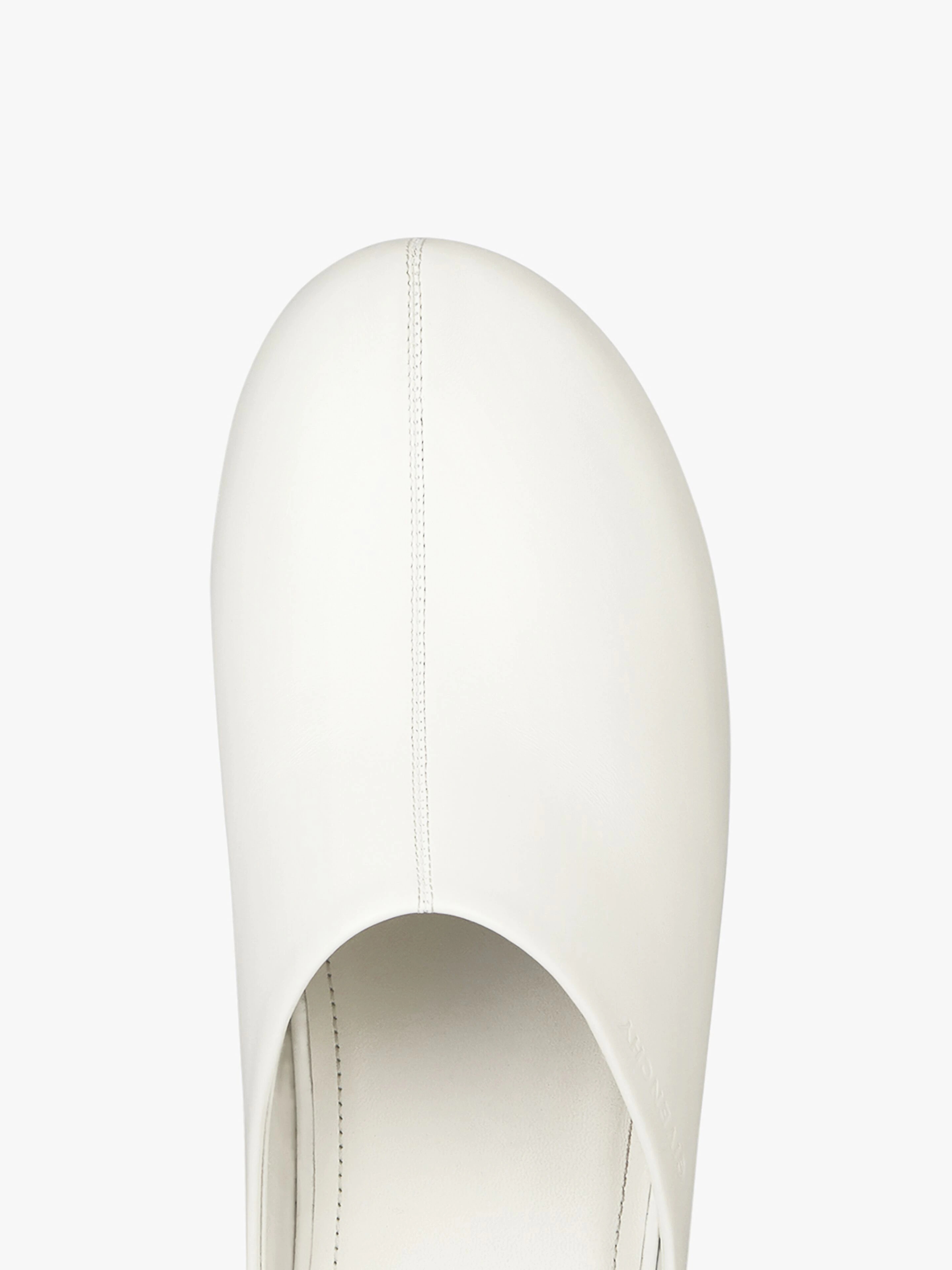 G CLOG IN LEATHER - 6