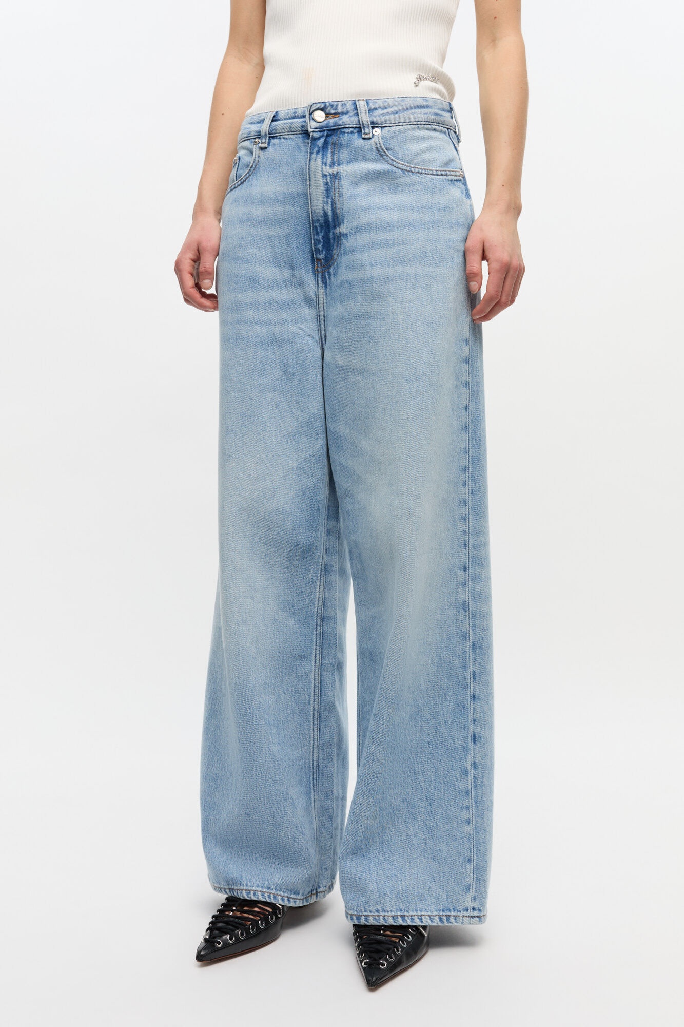 LIGHT BLUE BAGGY JEANS - 3
