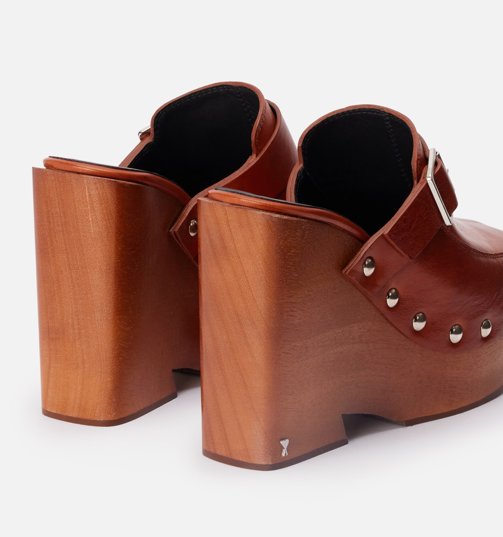 Close Toe Clogs - 5