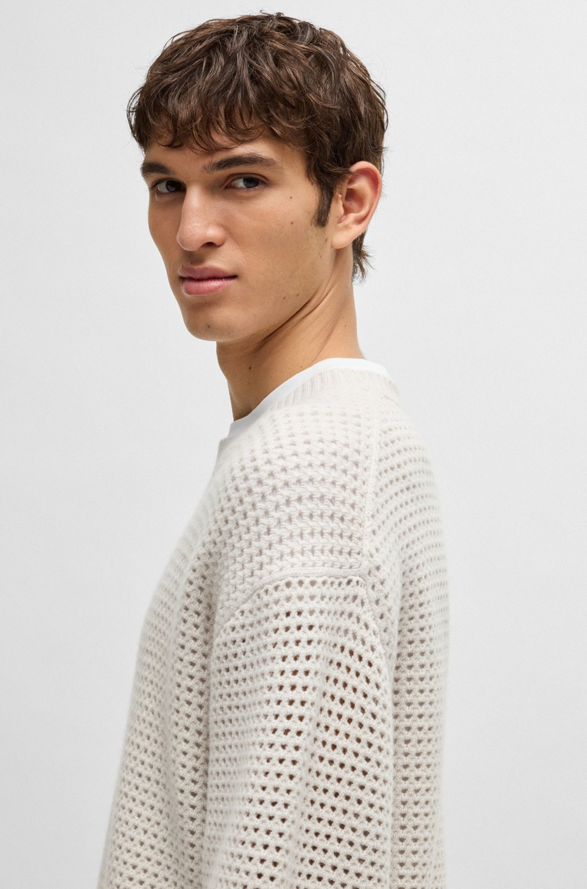 RELAXED-FIT SWEATER IN STRUCTURED WOOL AND CASHMERE - 3