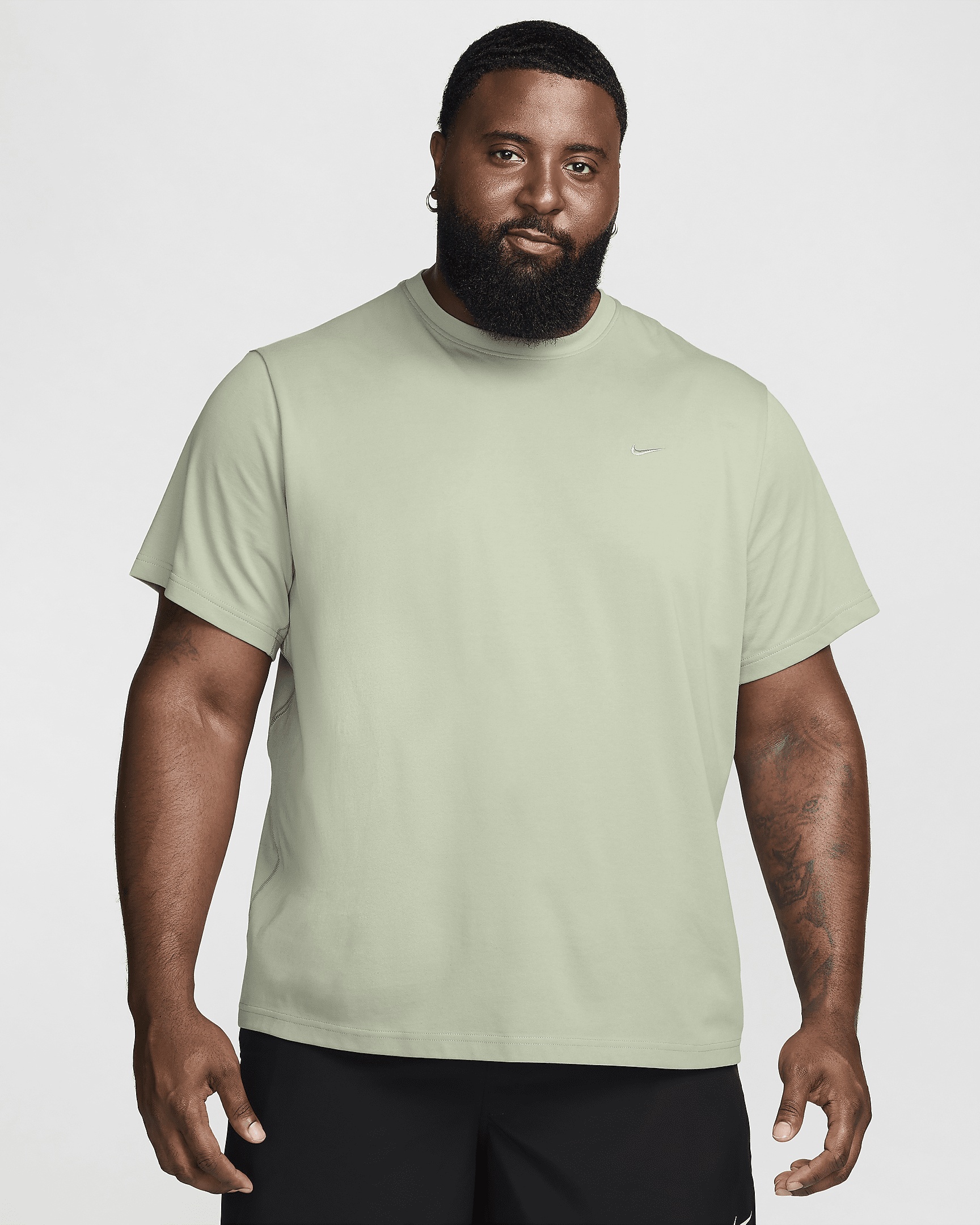 Nike Primary Men's Dri-FIT Short-Sleeve Versatile Top - 8