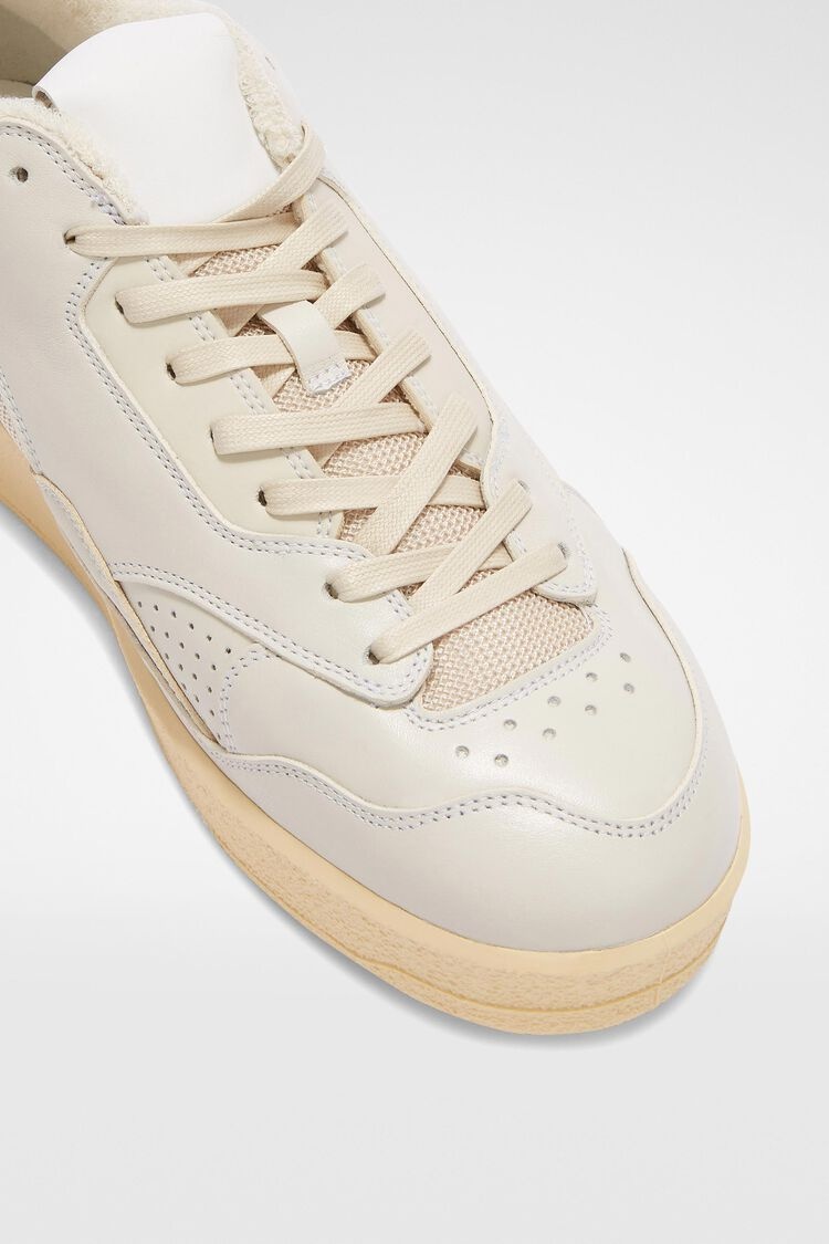 Low-Top Sneakers - 6