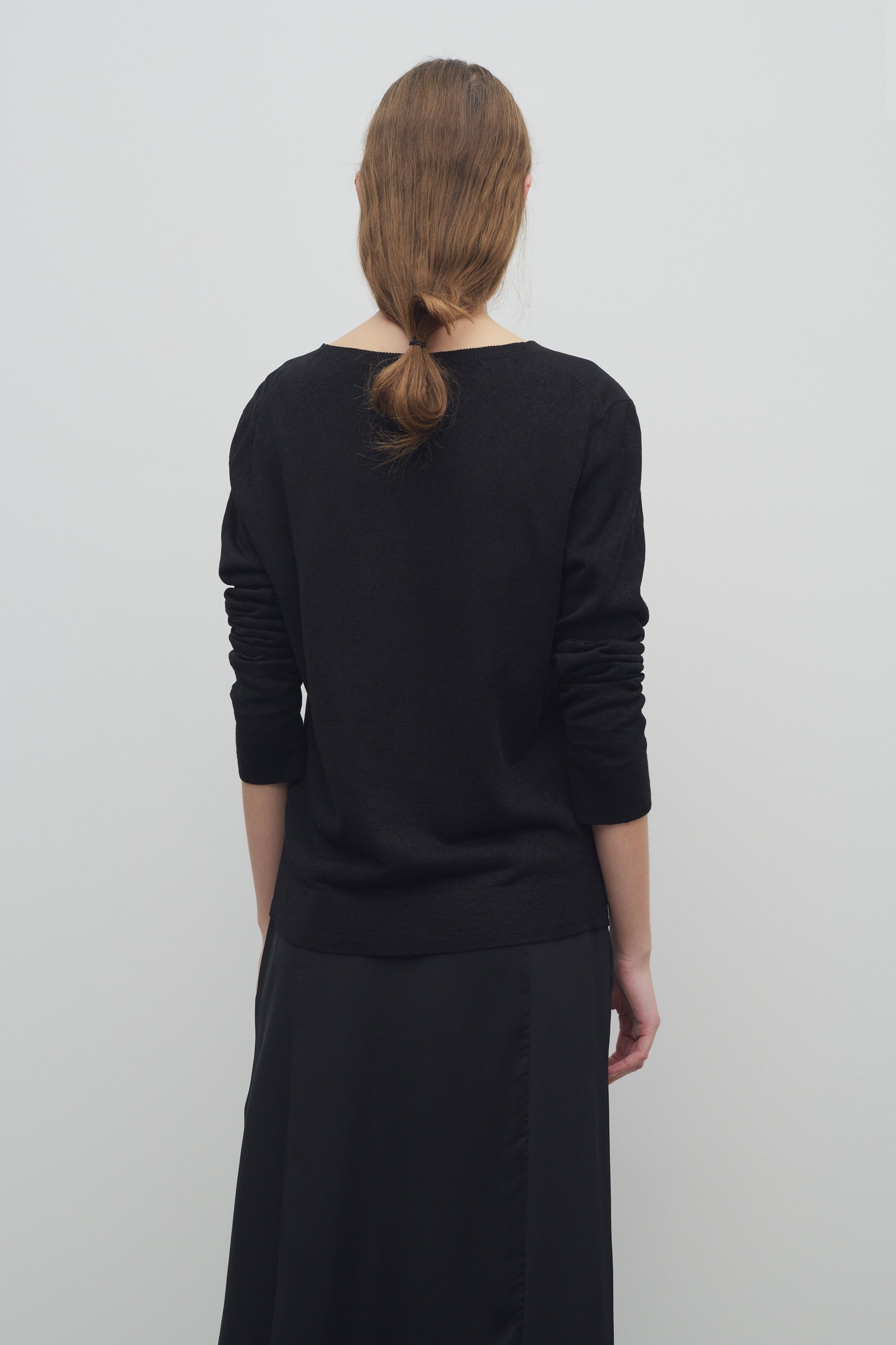 Jheel Cardigan in Linen - 5