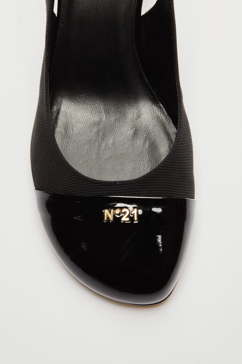 SLINGBACK WITH ROUNDED TOE 4