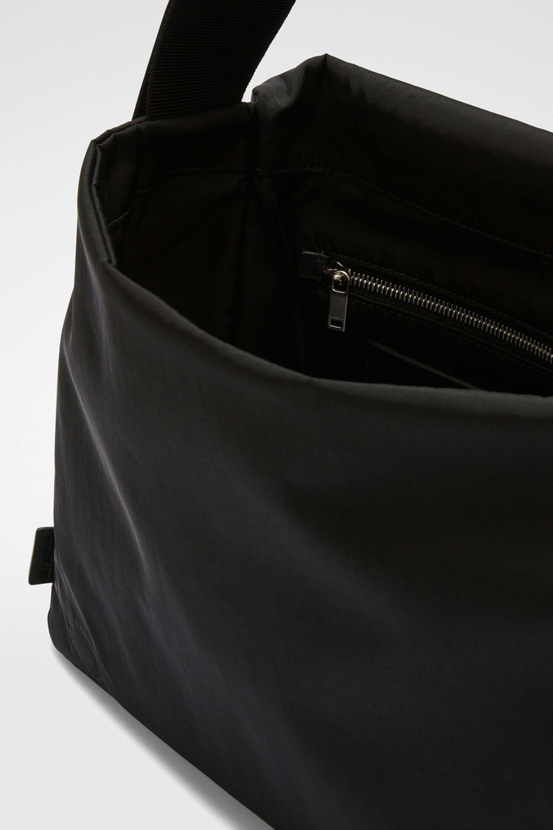 Jil Sander Soft Messenger Large outlook