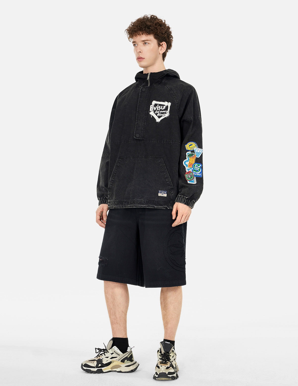 Kamon Appliqué Fashion Fit Denim Shorts - 3