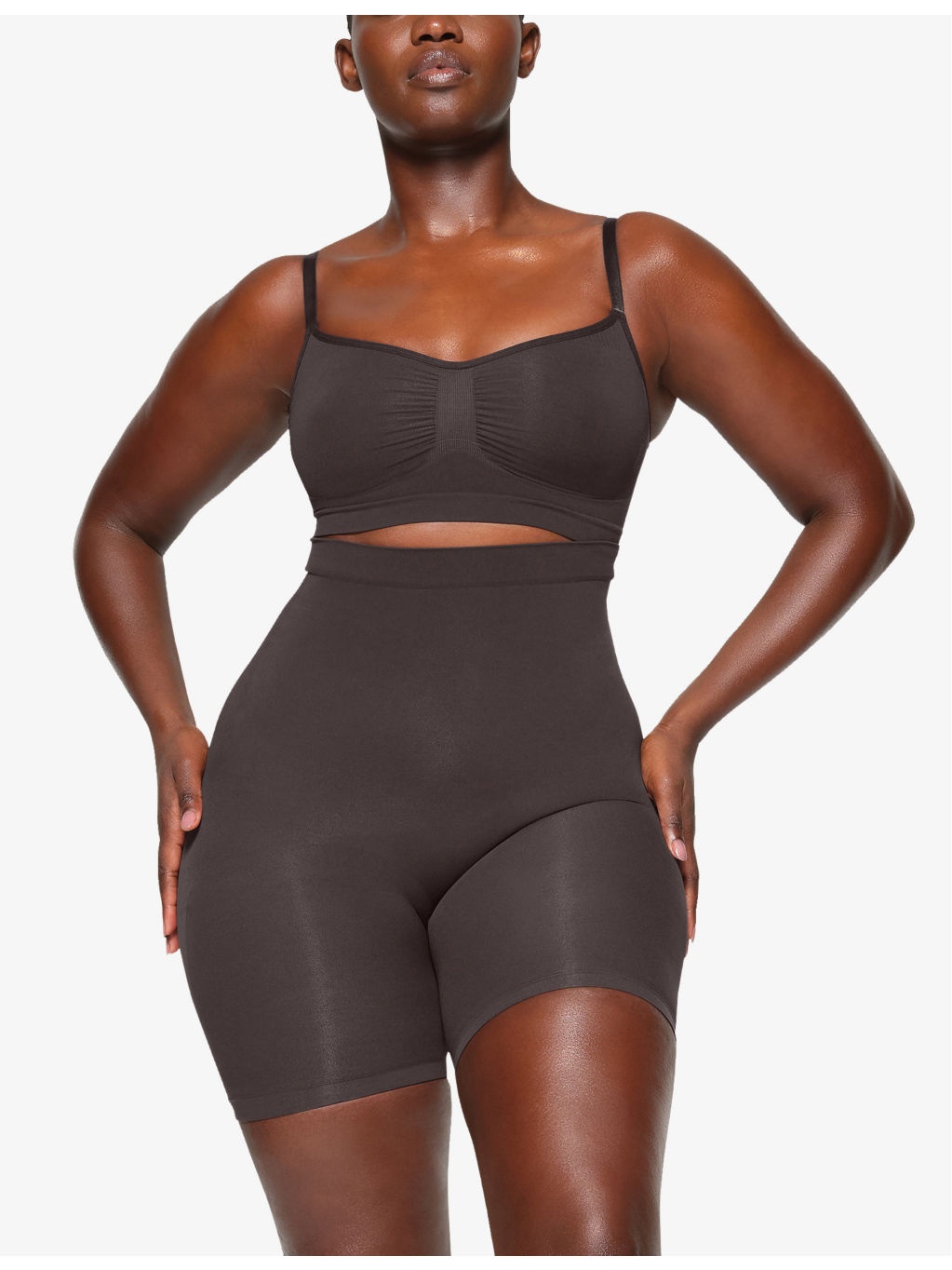 Sculpt fitted stretch-woven shorts - 2