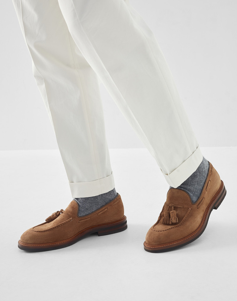 Suede loafers with tassels 4