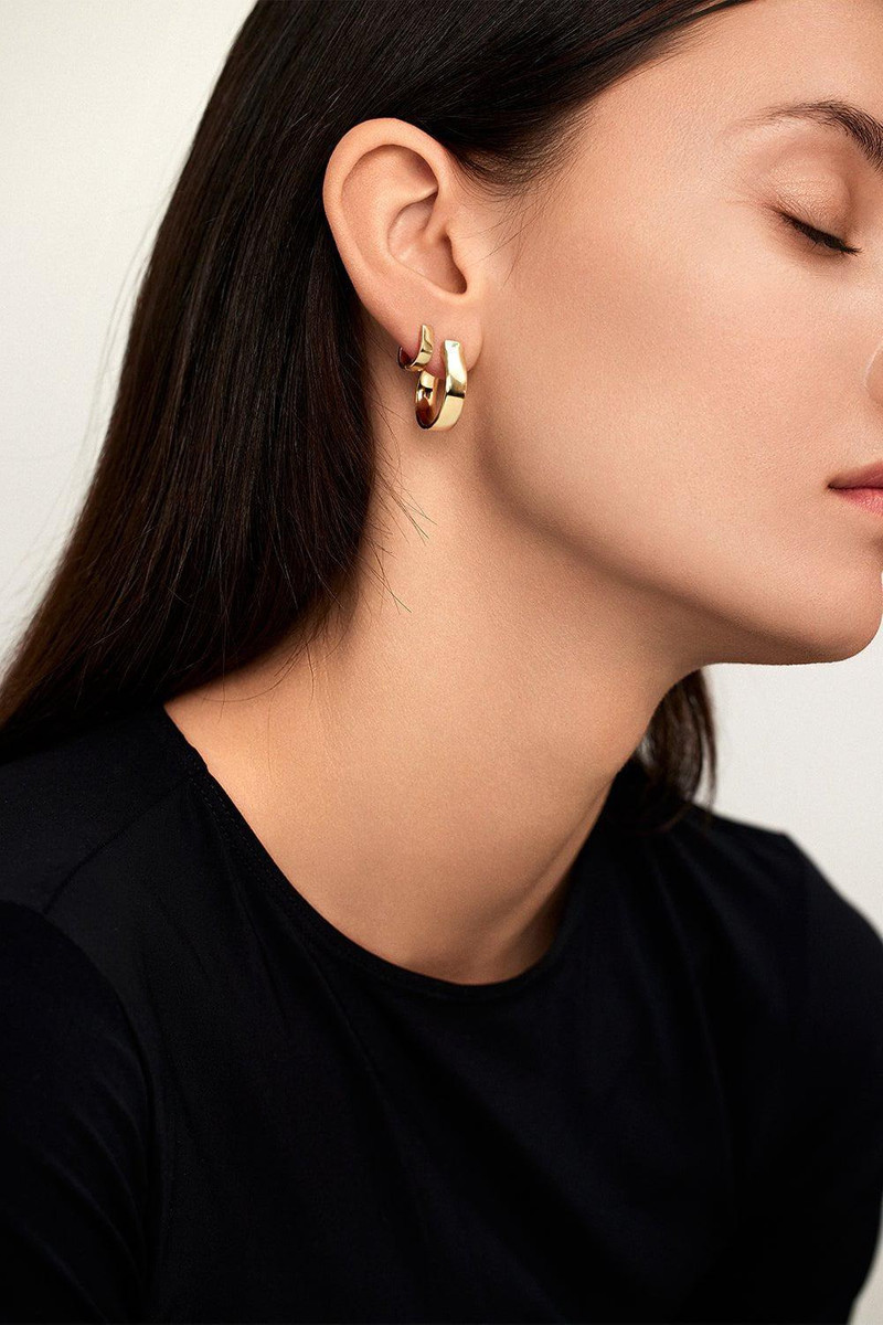 MELISSA KAYE Medium Honey Hoop Earrings outlook