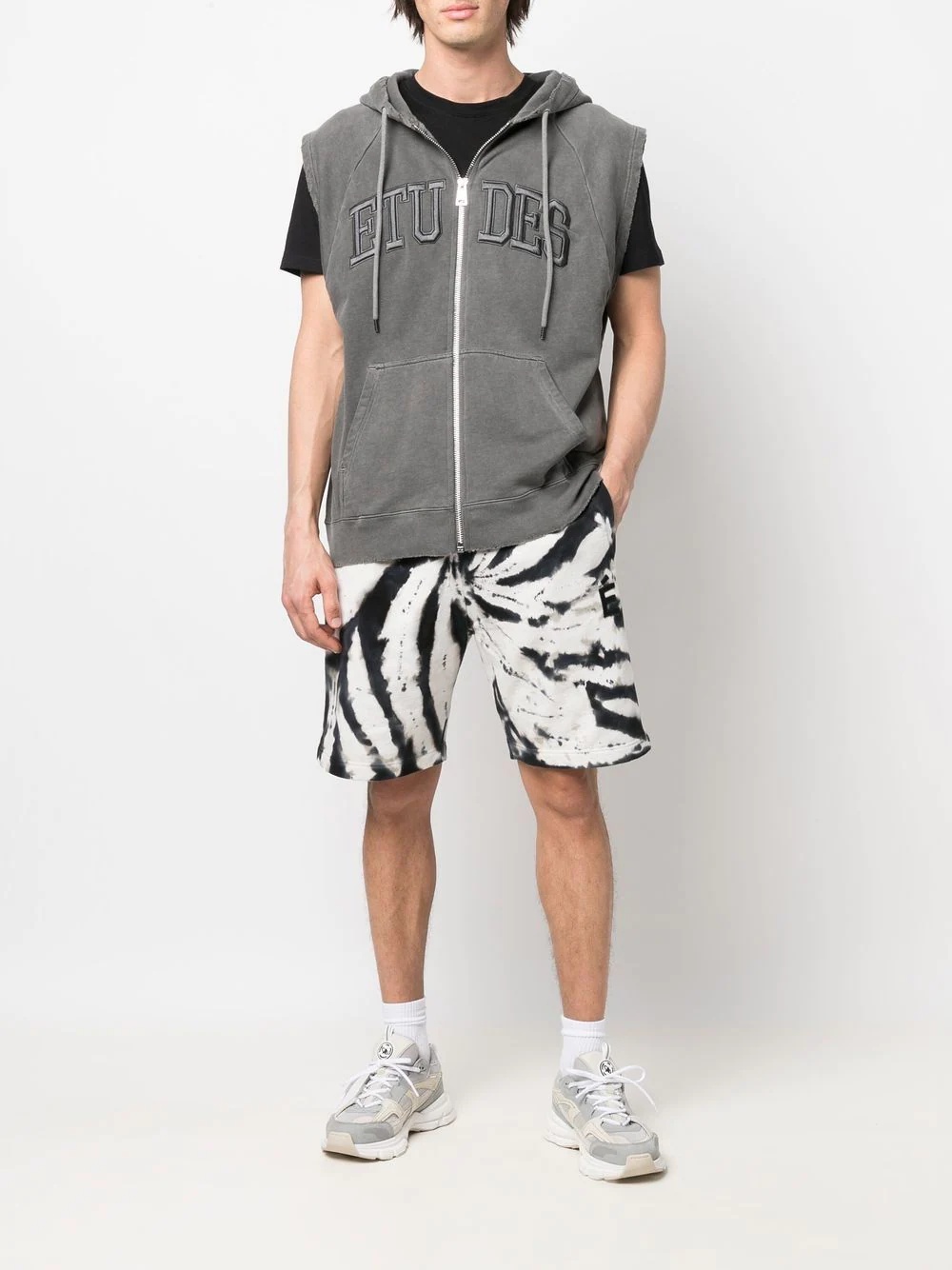 logo zipped sleeveless hoodie - 2