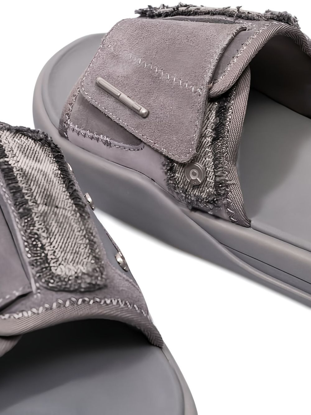 suede-panelled strap slippers - 4