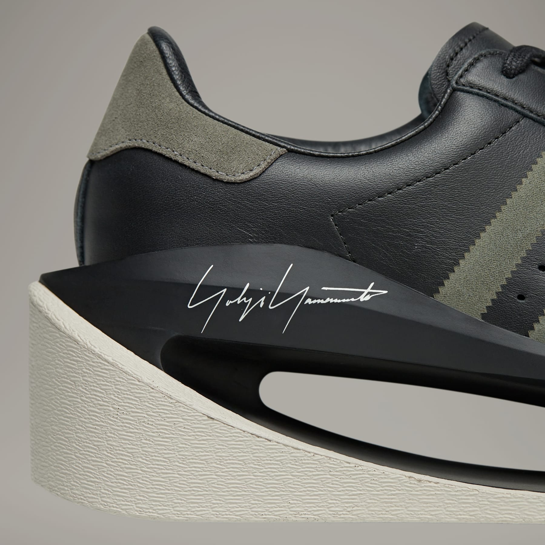 Y-3 Gendo Superstar - 8