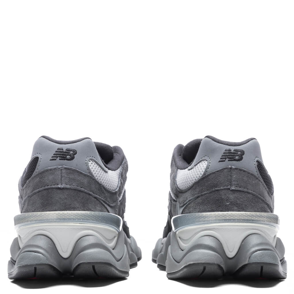 NEW BALANCE 9060 - BLACK - 4
