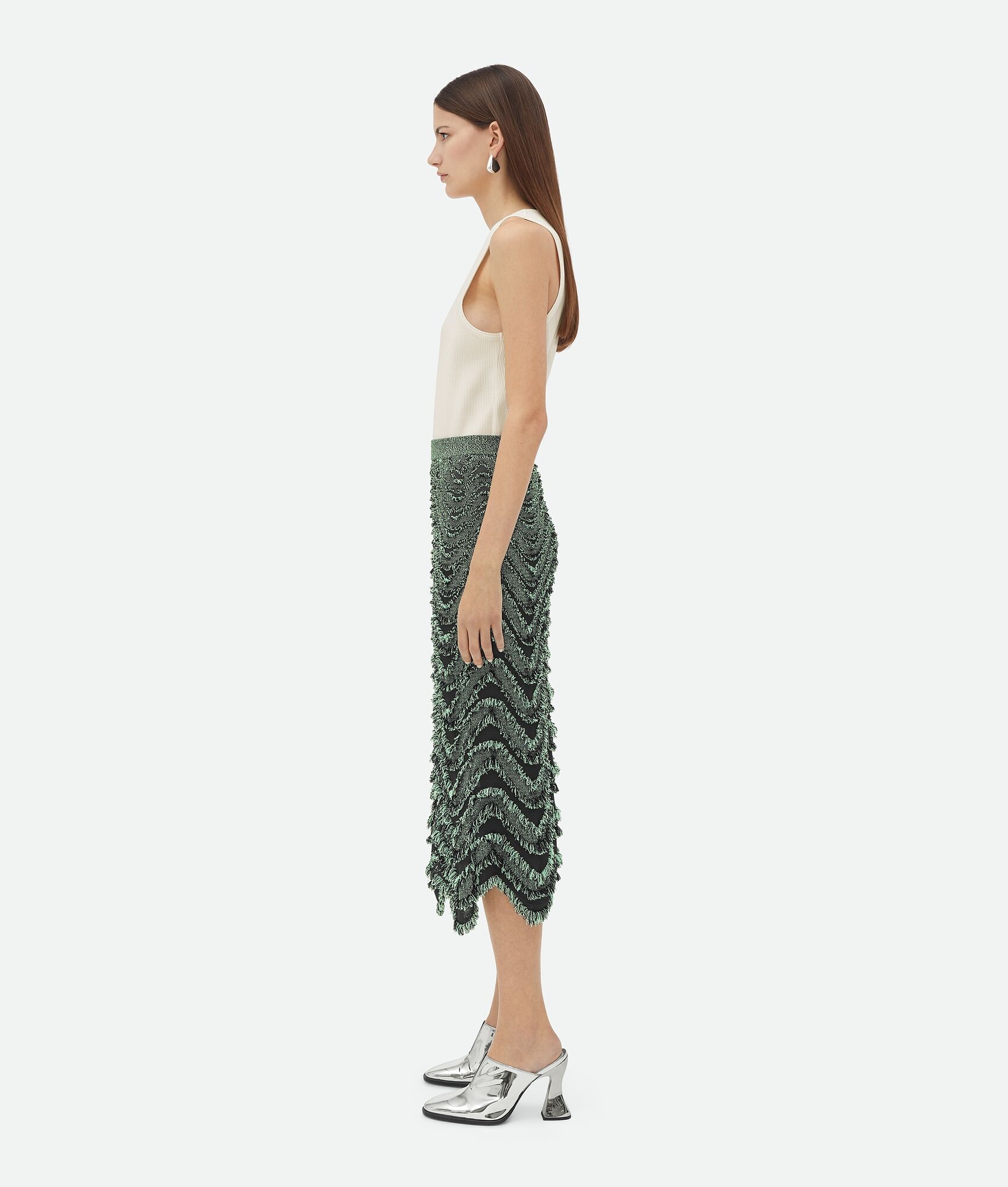 Textured Viscose Skirt With Weaved Fringes - 2