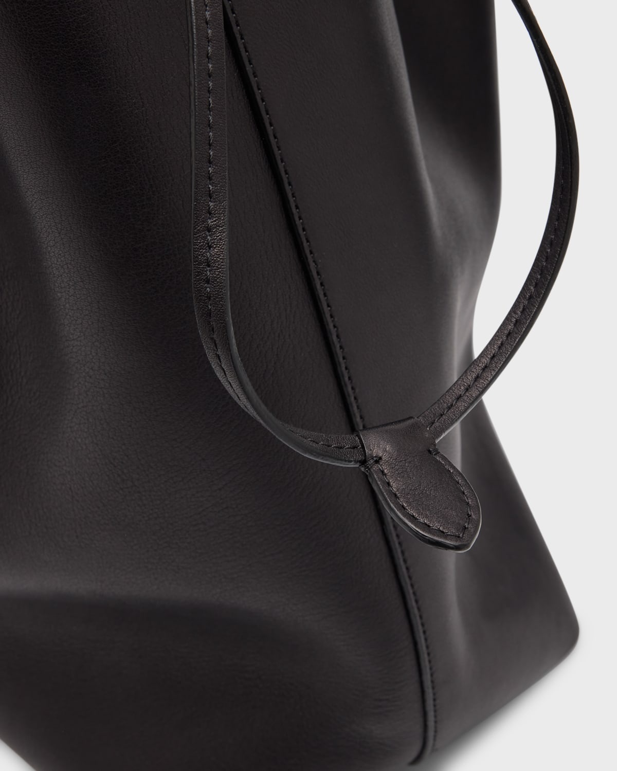 Belvedere Bucket Bag in Saddle Leather - 3