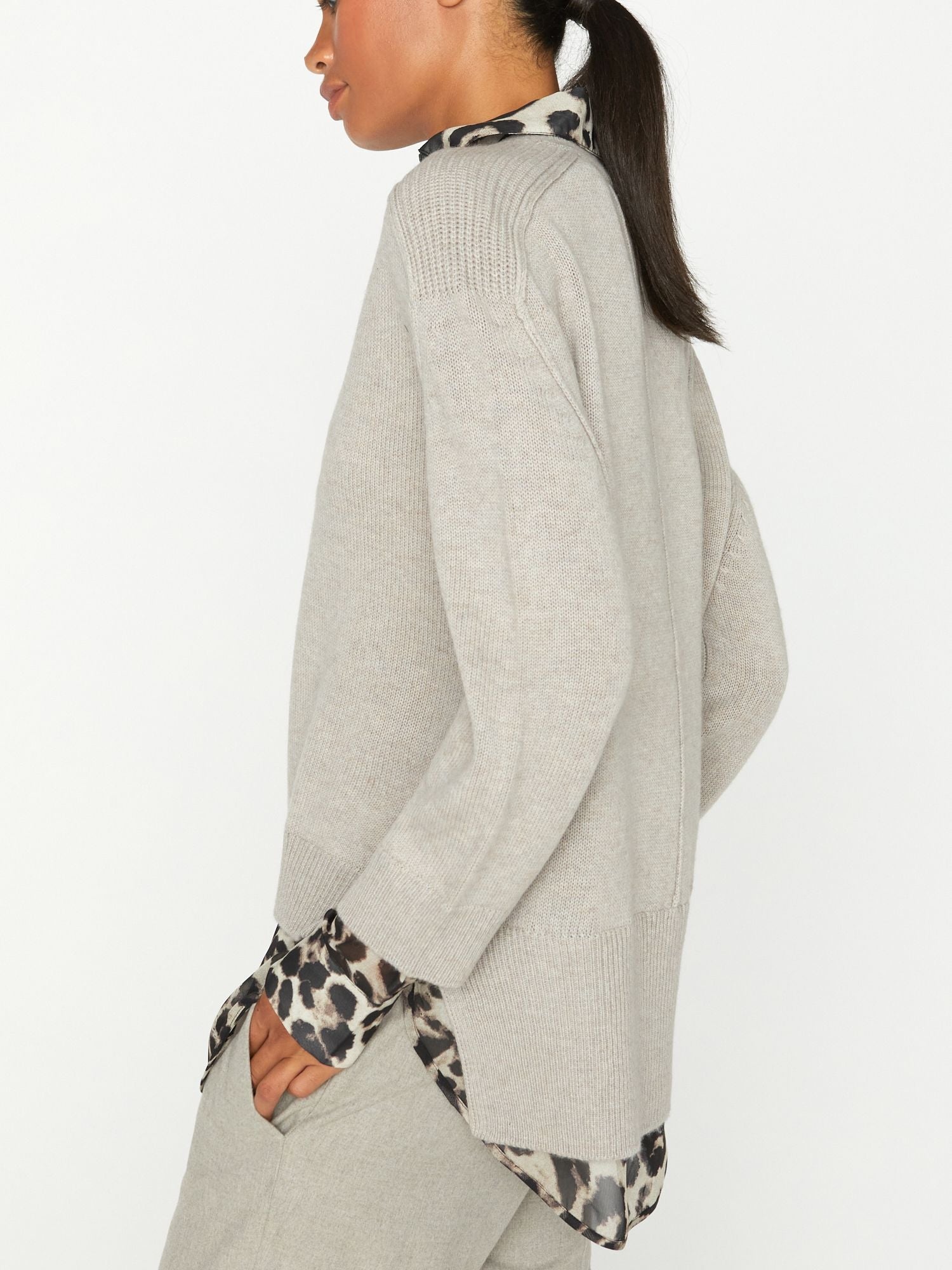 The Looker Layered V-Neck - 5