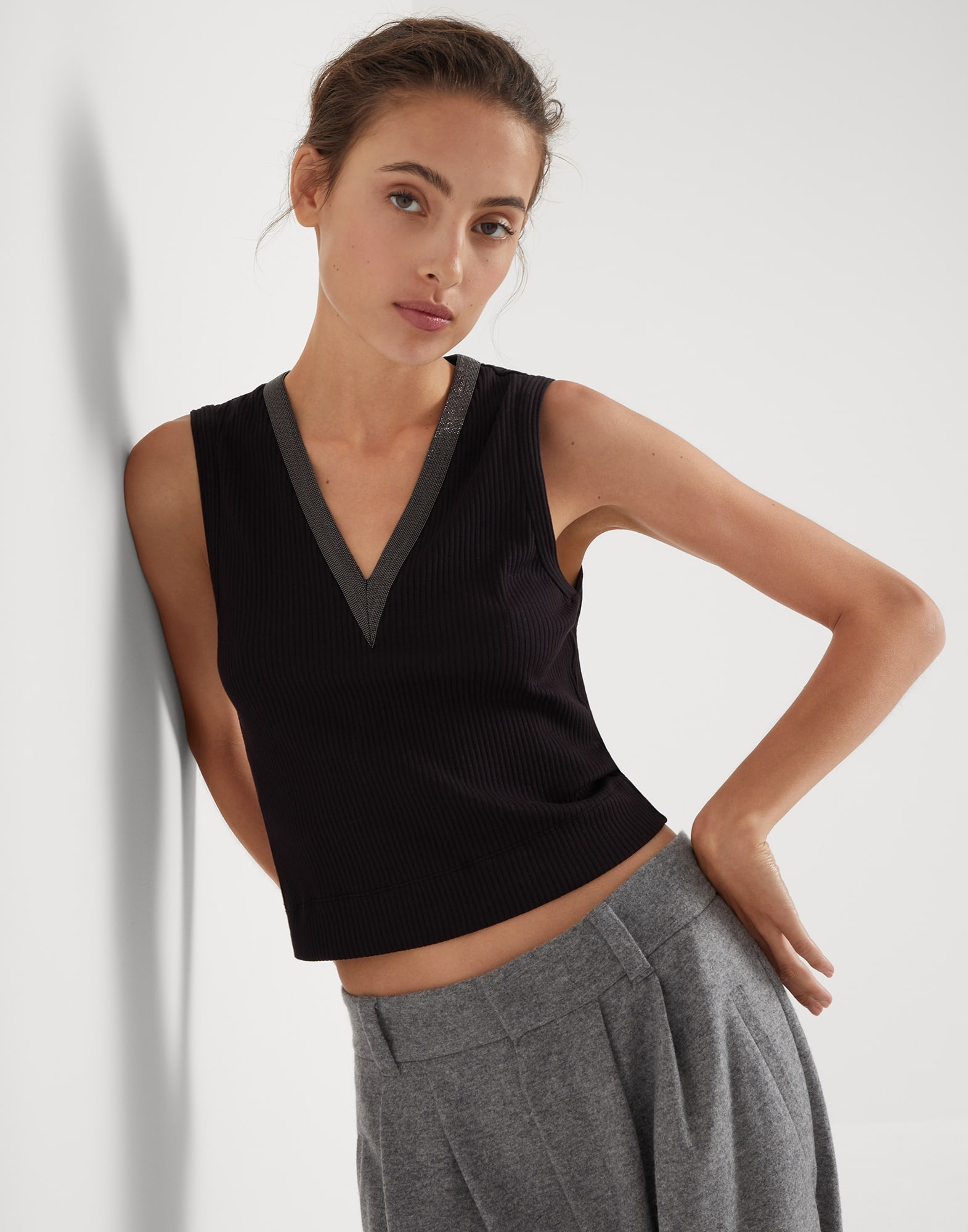 Stretch cotton ribbed jersey cropped top with precious neckline - 4