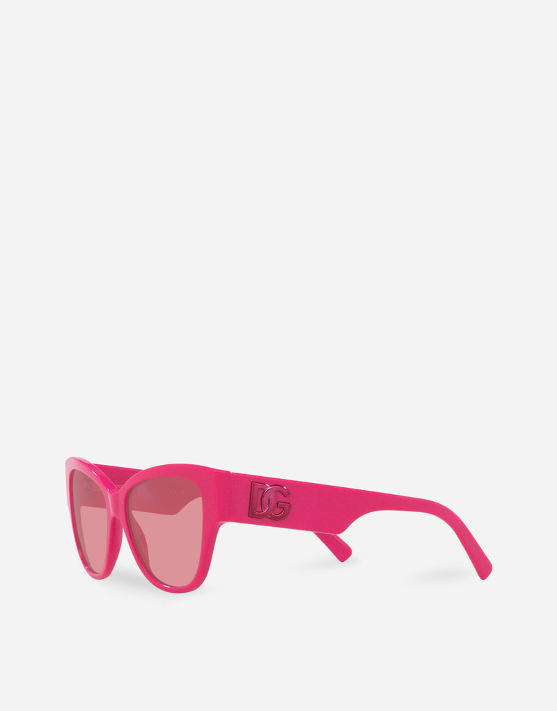 Dolce & Gabbana DG Logo sunglasses outlook