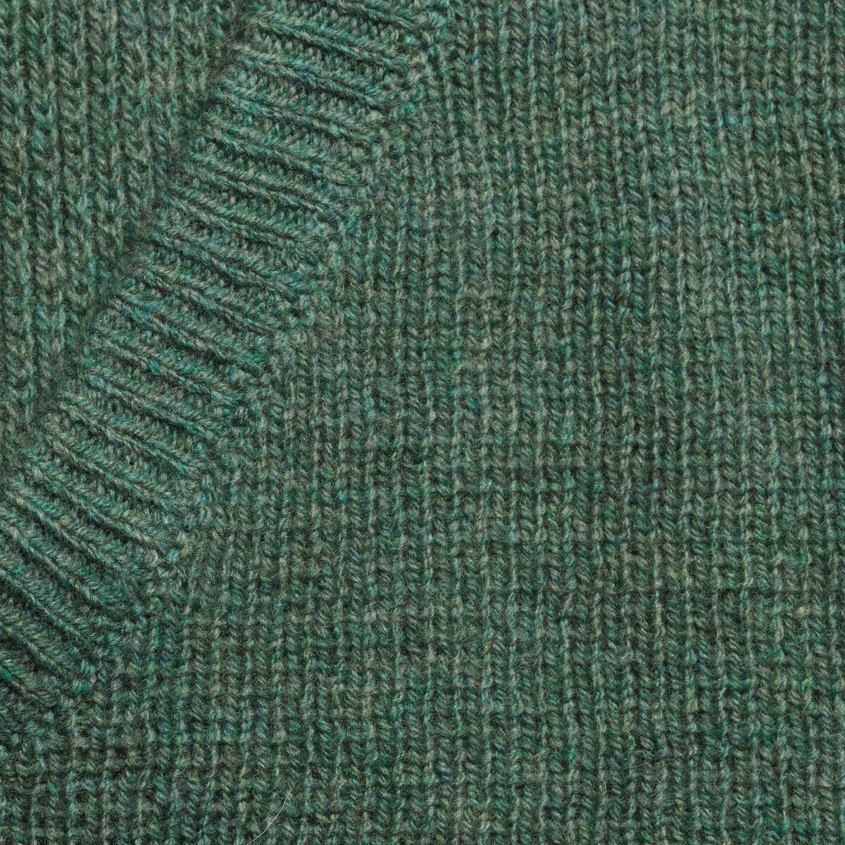 V-neck knit sweater - 5