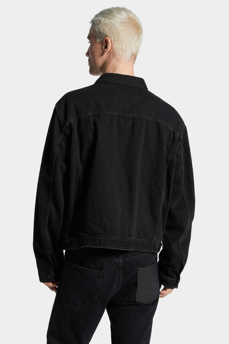 OVERSIZED JEAN JACKET - 4
