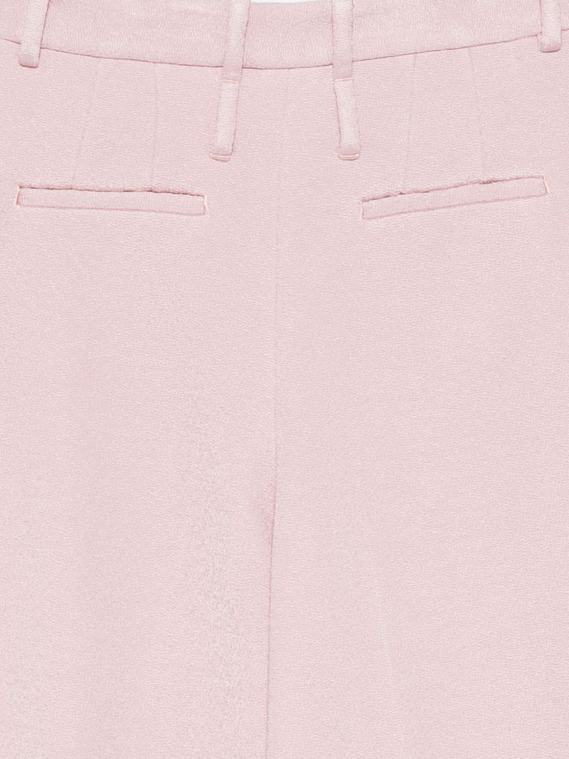 concealed-fastening trousers 3