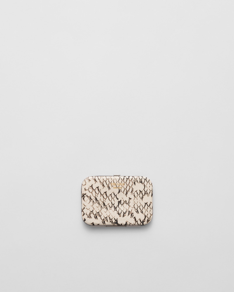Ayers card holder 1