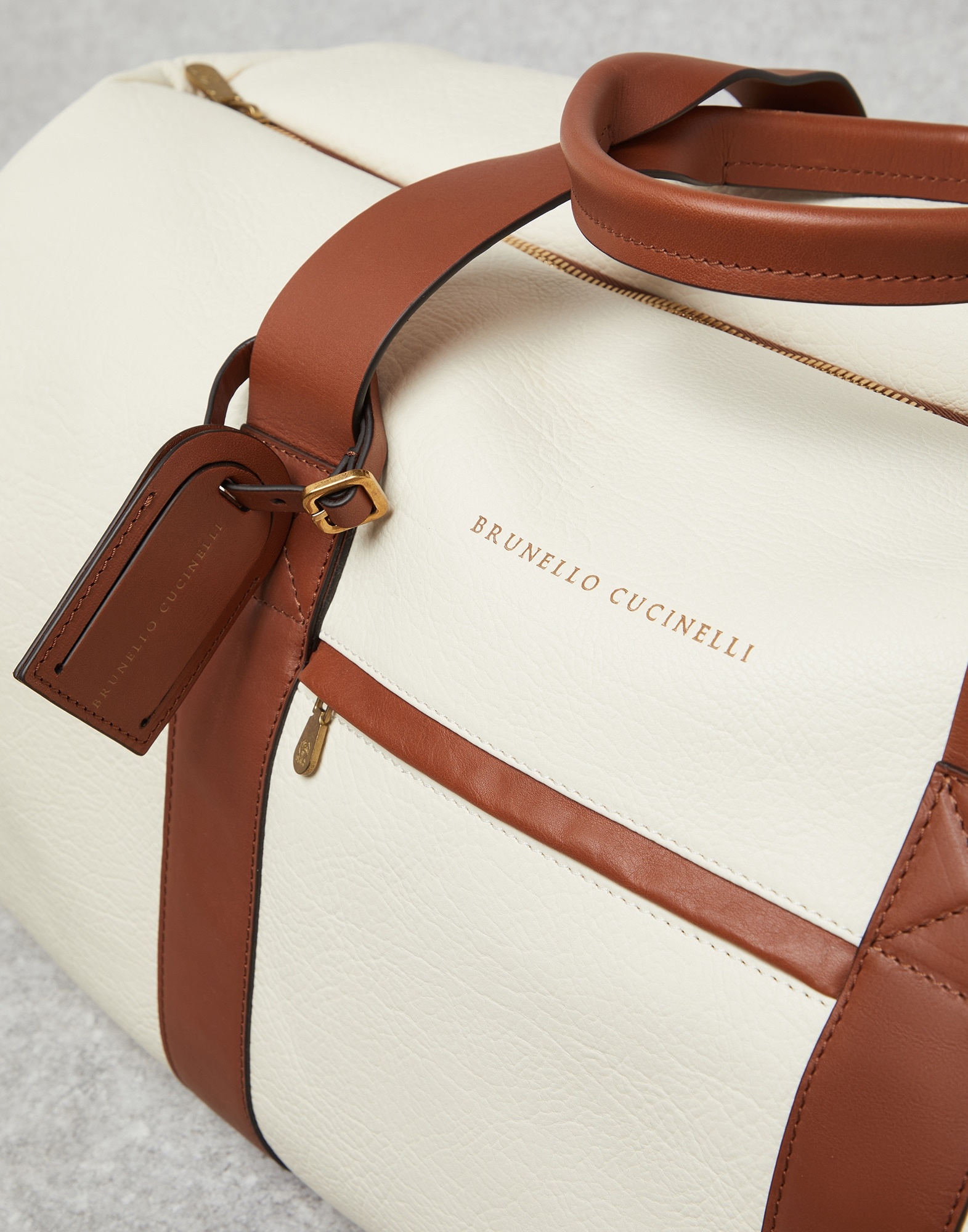 Grained leather active bag - 3