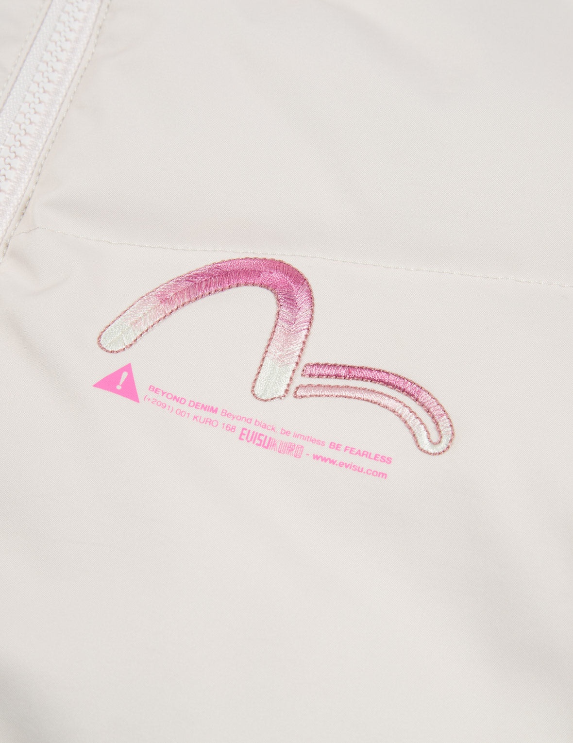 Gradient Seagull Embroidery Down Jacket - 9