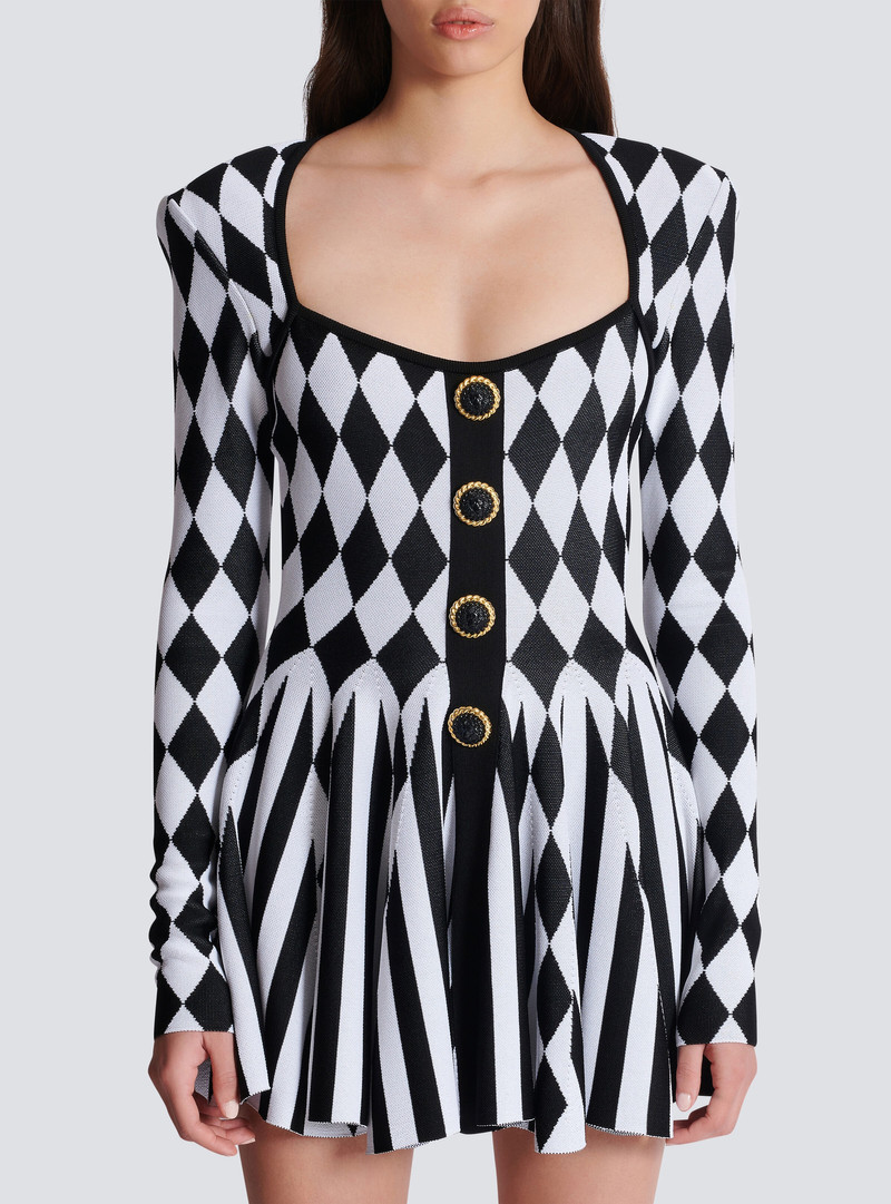 Diamond jacquard flared knit dress 5