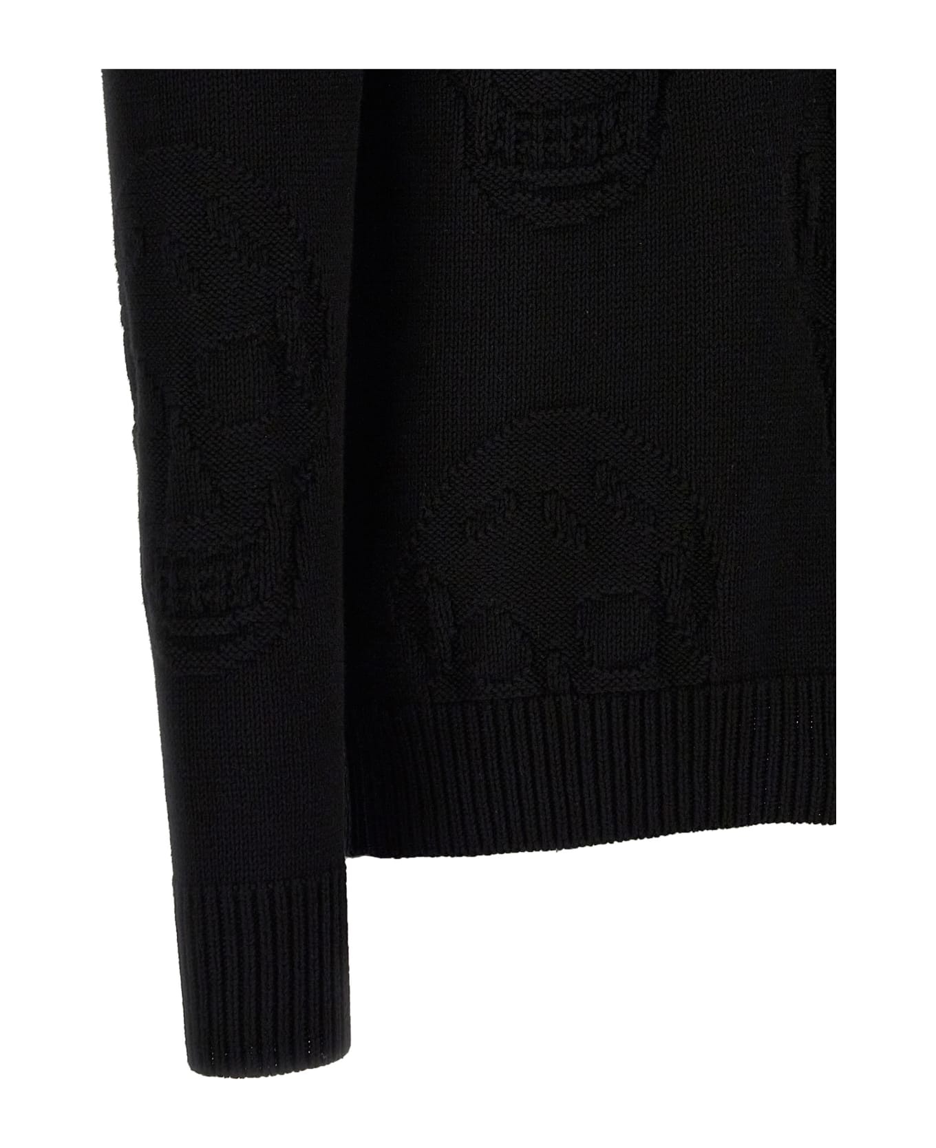 Crewneck Longsleeved Sweatshirt - 4