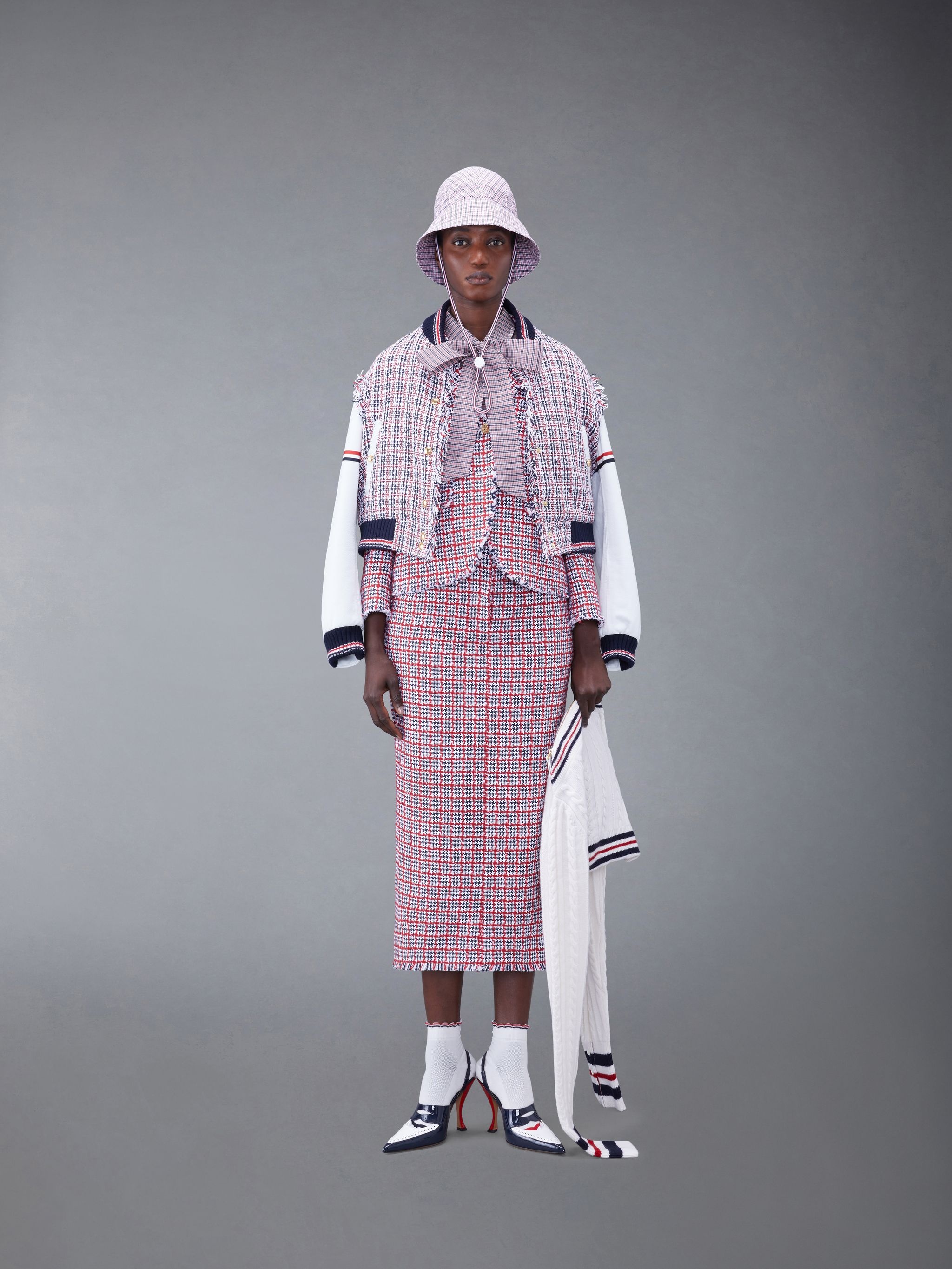 【THOM BROWNE】Checkered Summer Tweed Sleeve Slim Fit Jacket Thom Browne Check Summer Tweed Fray Armband Slim Fit Sport