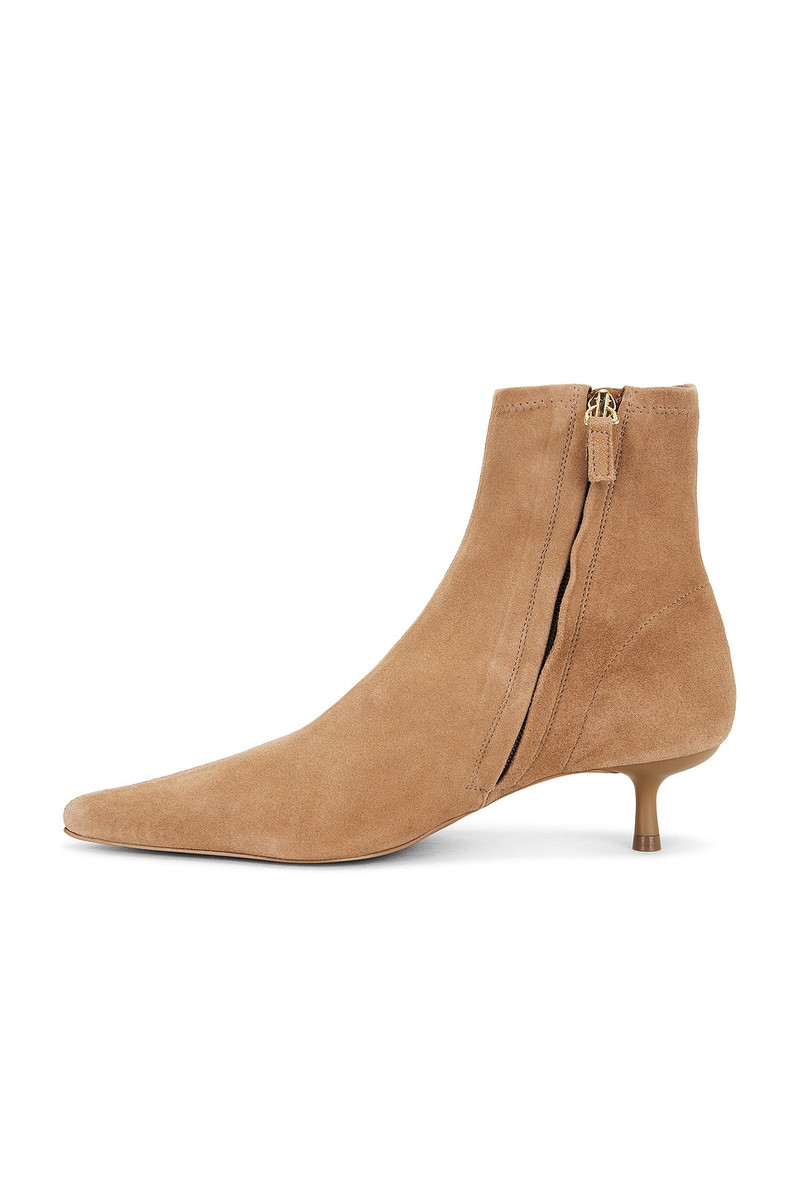 SIMKHAI Joni Stretch Boot outlook