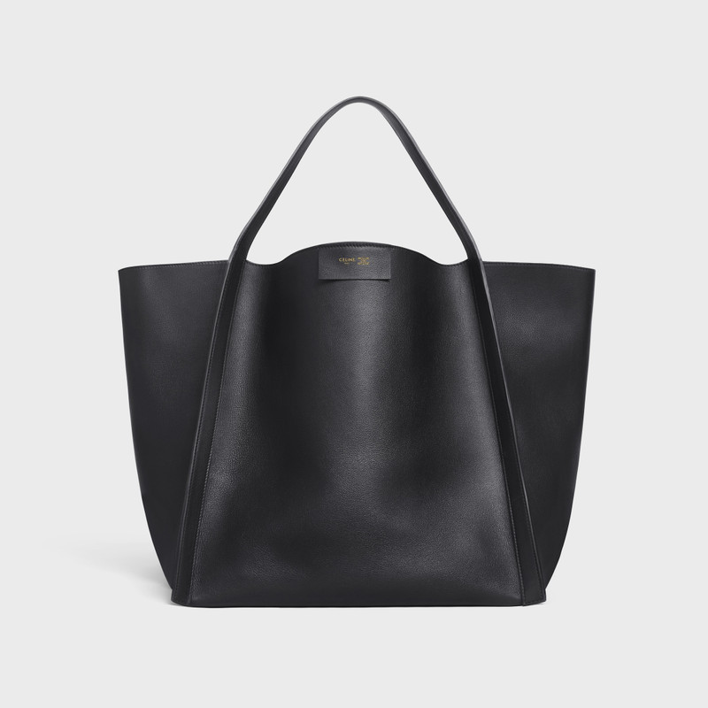 MEDIUM CUBE BAG IN SUPPLE CALFSKIN 1