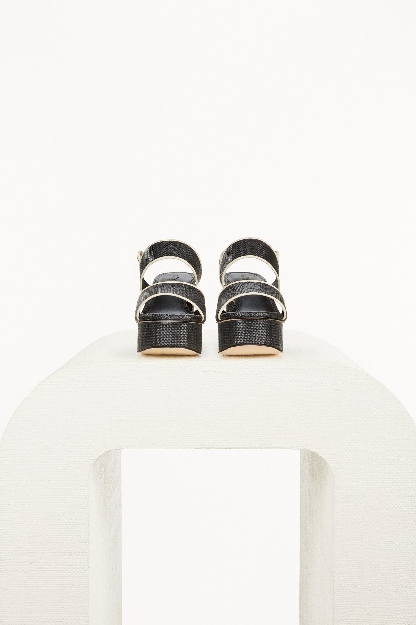 SHY PLATFORM - 5
