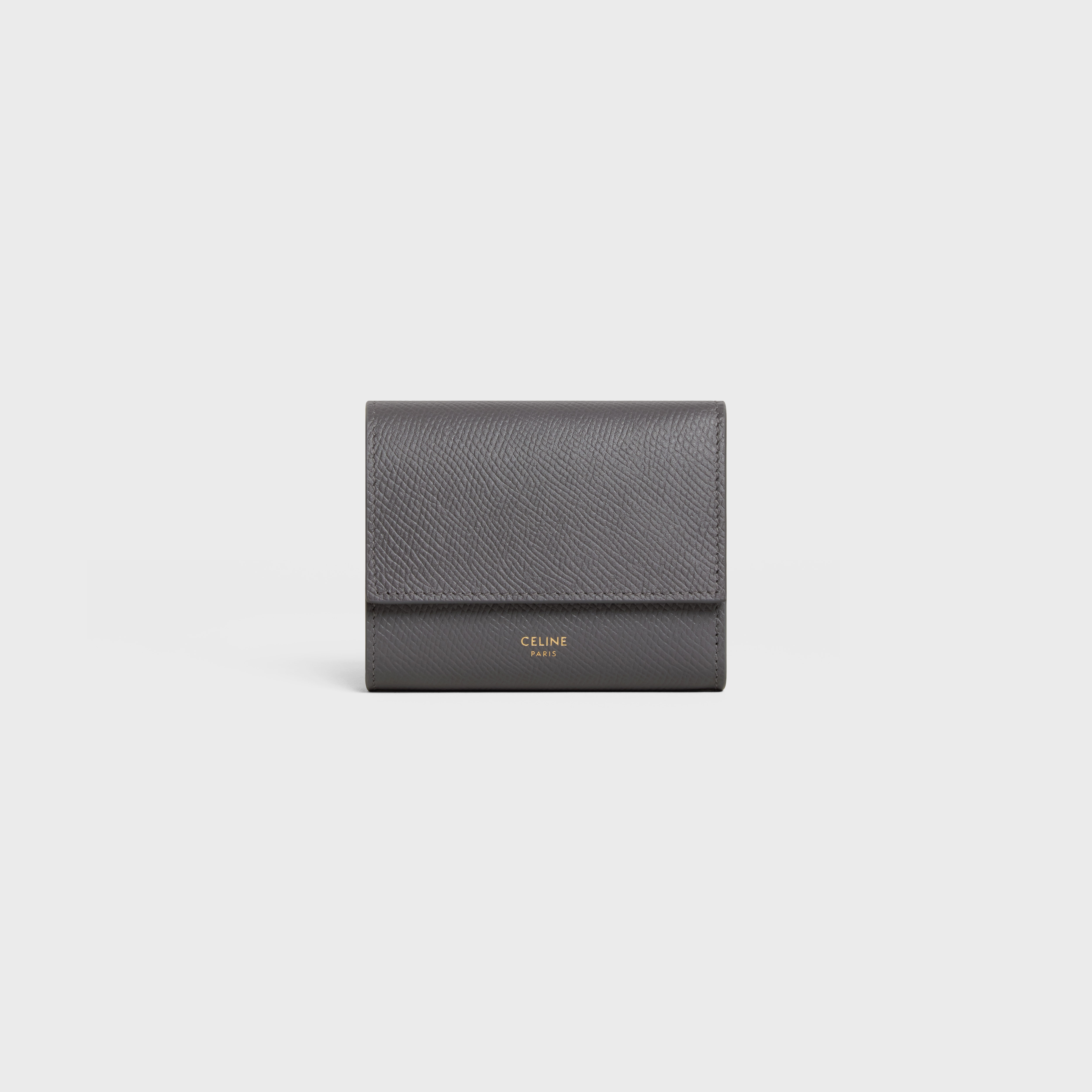 Small trifold wallet in Grained calfskin - 1