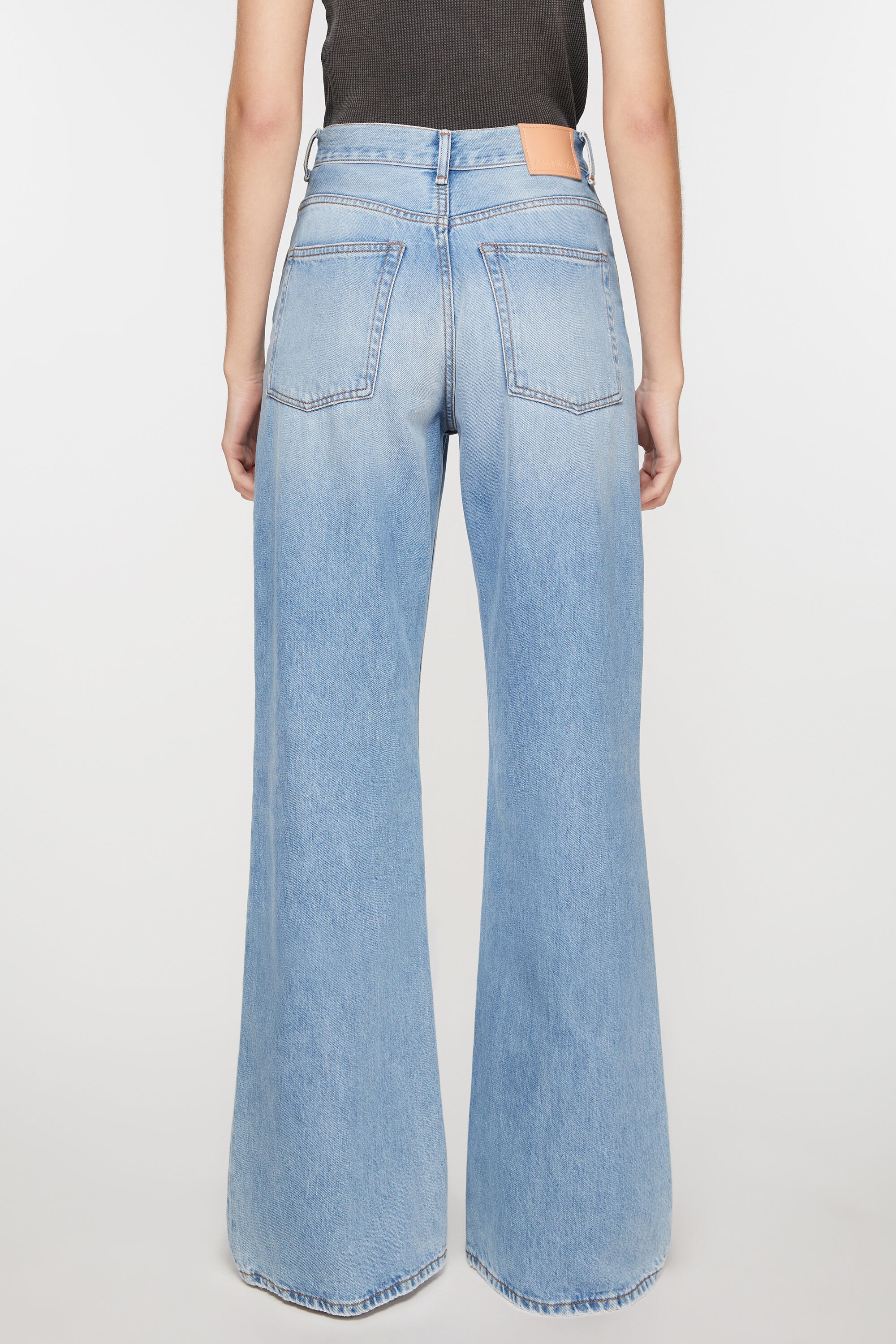 Relaxed fit jeans - 2022F - Light blue - 4