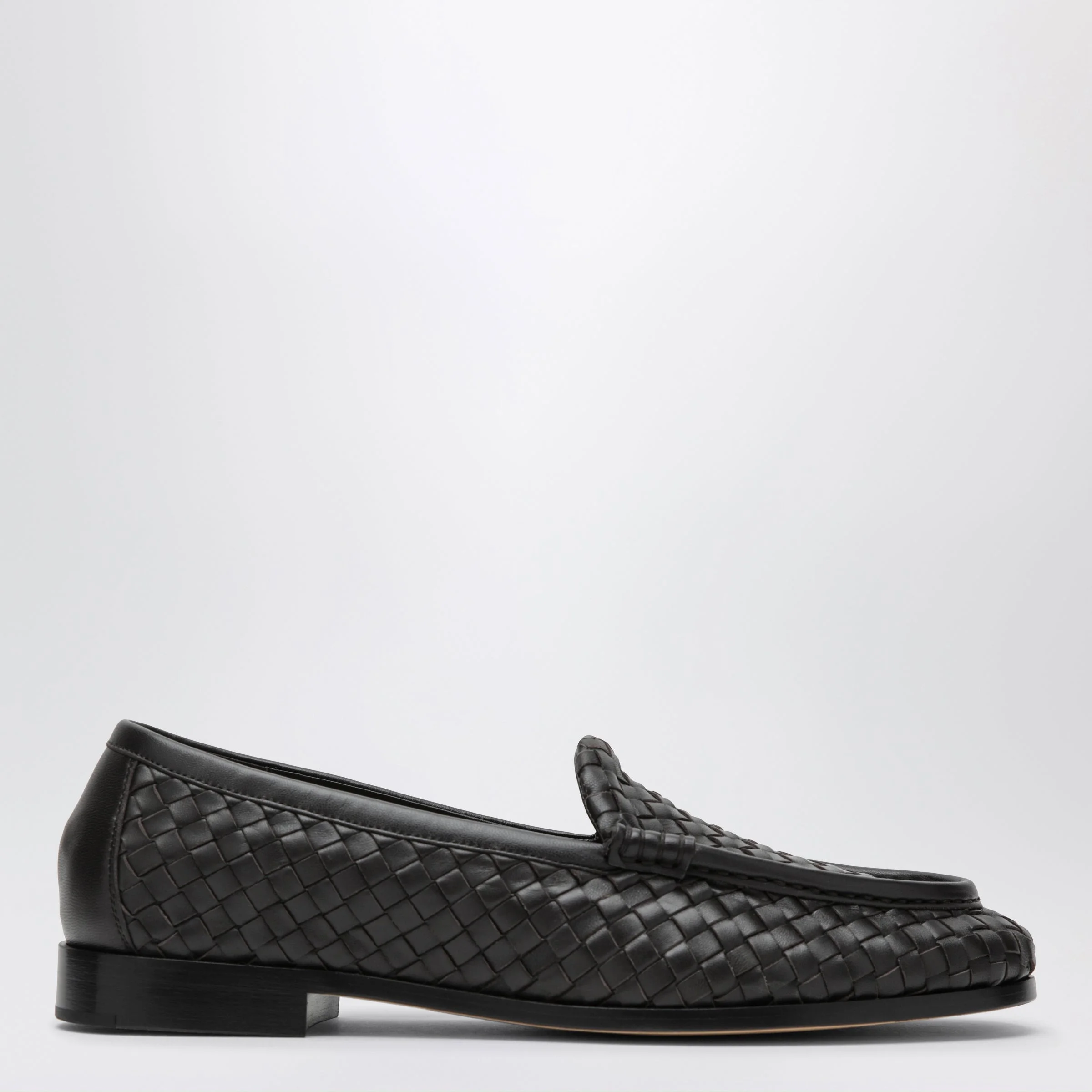 Silenzio loafers in espresso color with Intrecciato - 1