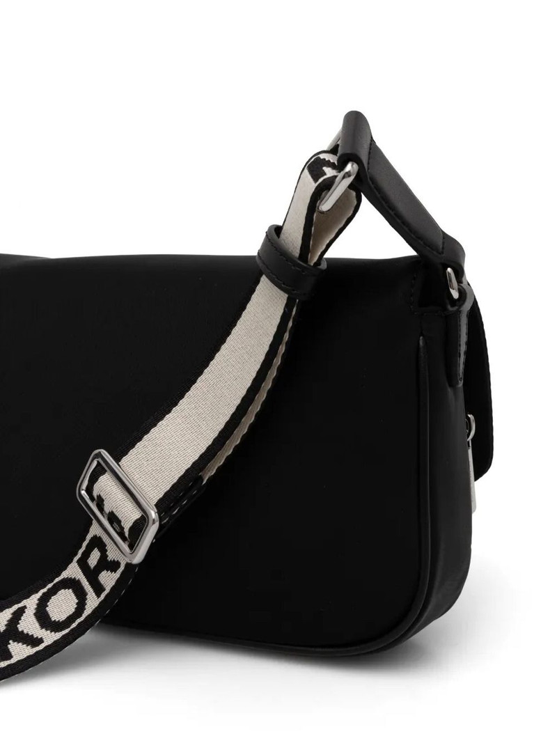 Khai cross body bag 3