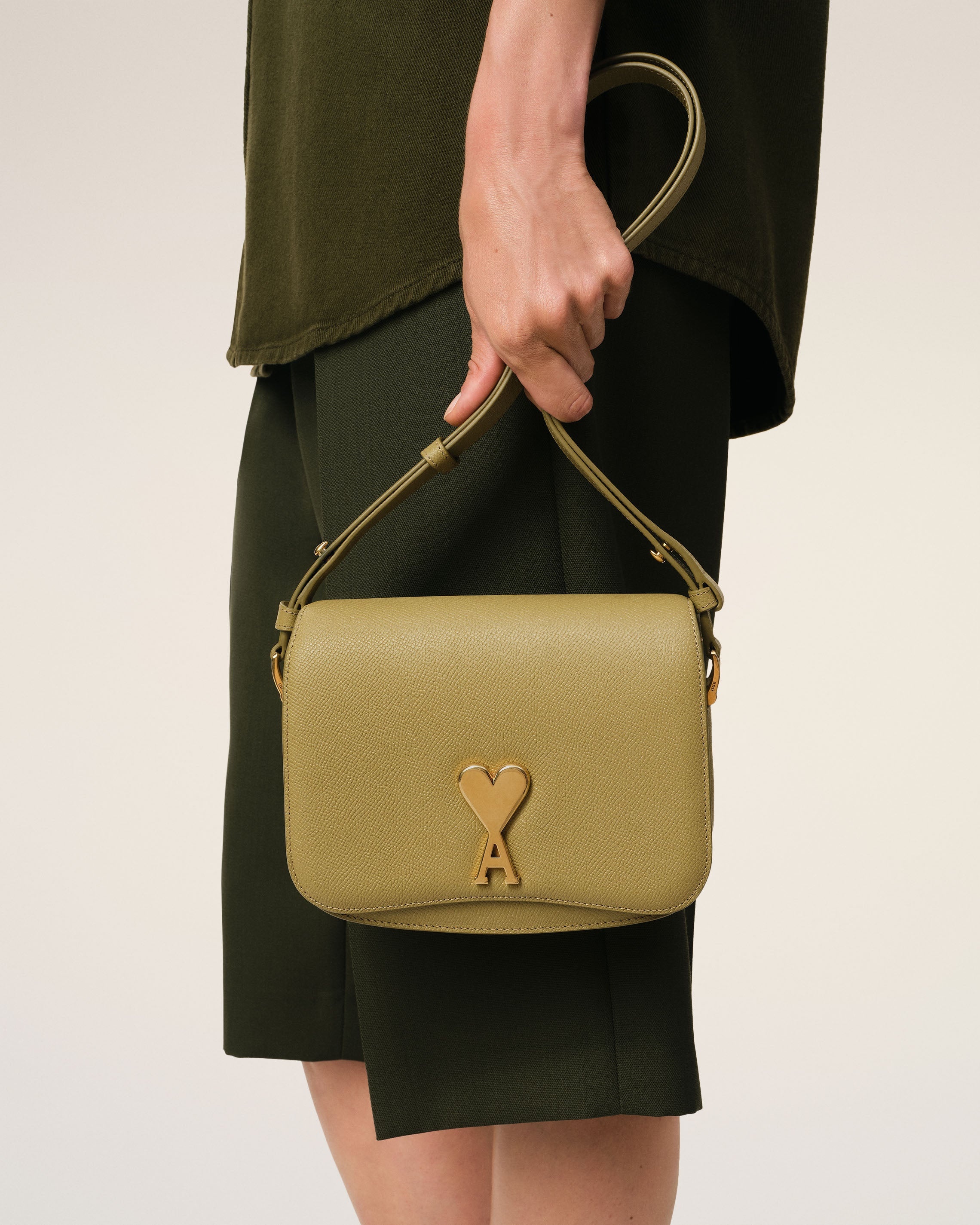 ハンドバッグ Paris Paris Handbag - AMI Paris - Leather - Khaki BLACK OLIVE Mini Paris Paris Bucket Bag | AMI PARIS