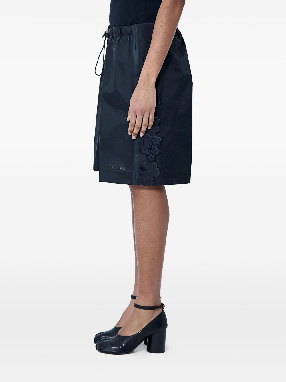 x Cecilie Bahnsen Ellie Mountain floral-embellished shorts - 3