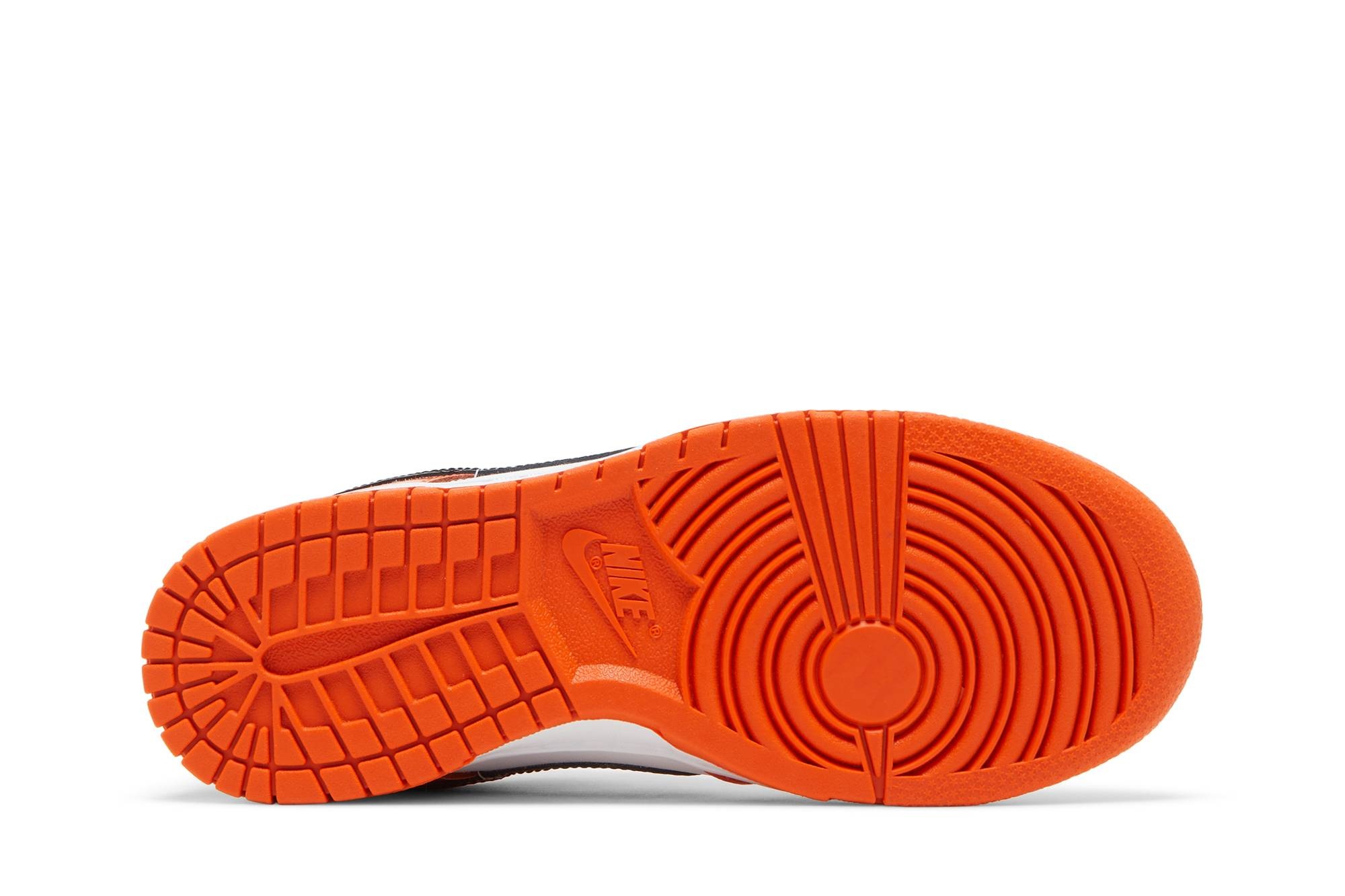 Wmns Dunk Low 'Halloween - Patent' - 4