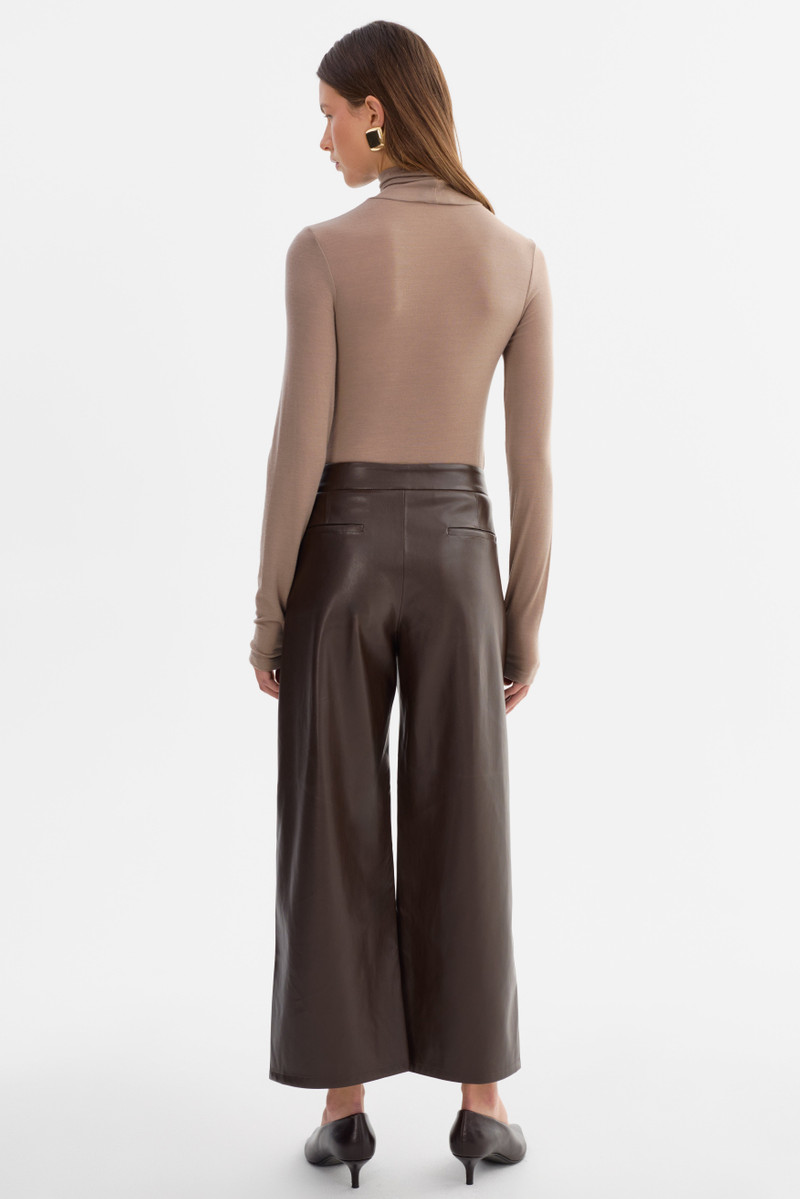 LAEL | Cropped Faux Leather Trouser 4