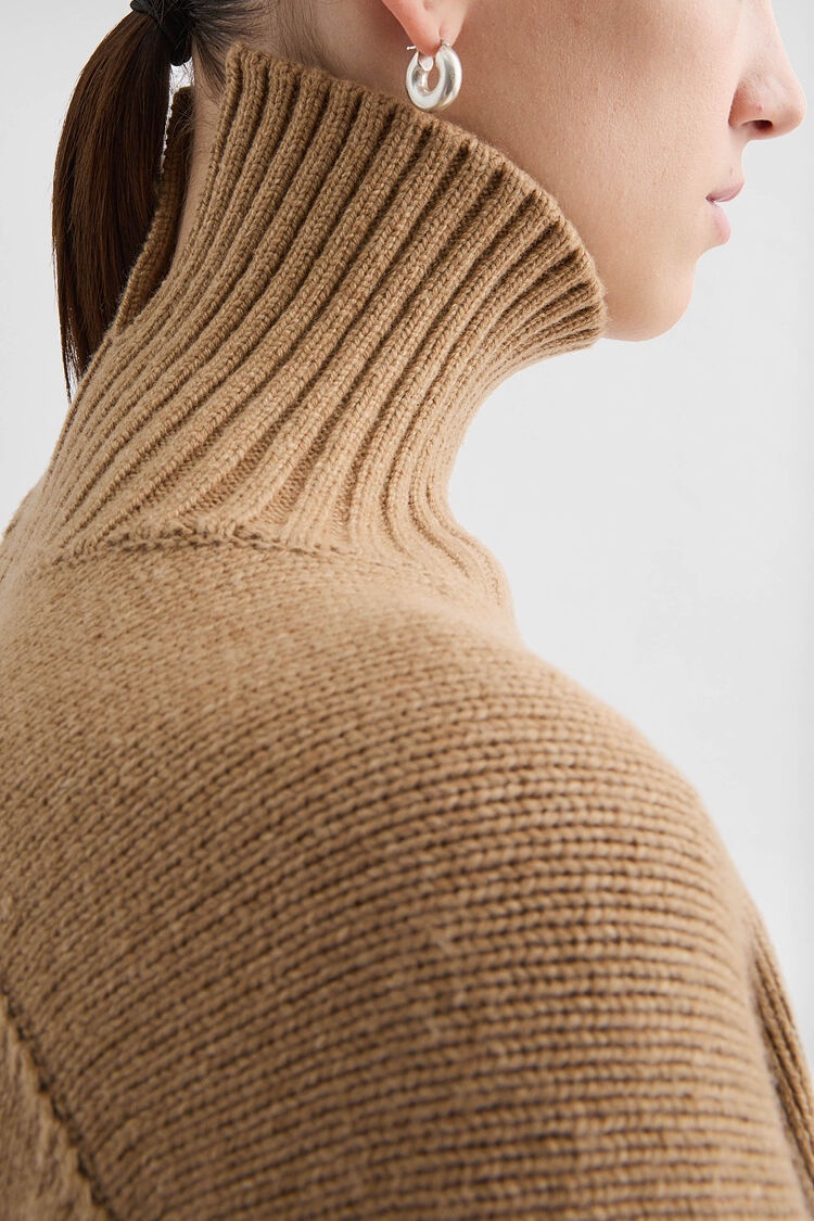 Cashmere Blend High-Neck Sweater - 4